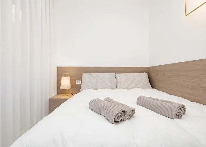 3Co4 - Duomo - Chic - Central -